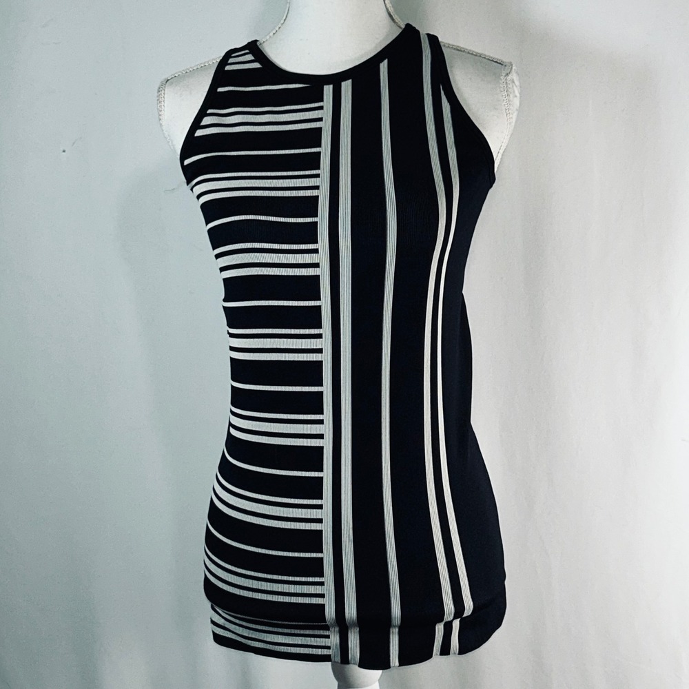 Athleta Black White Mixed Stripe Racerback Tank Top Ribbed Performance 697235 L
